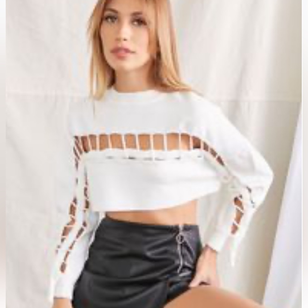White cropped top sweater